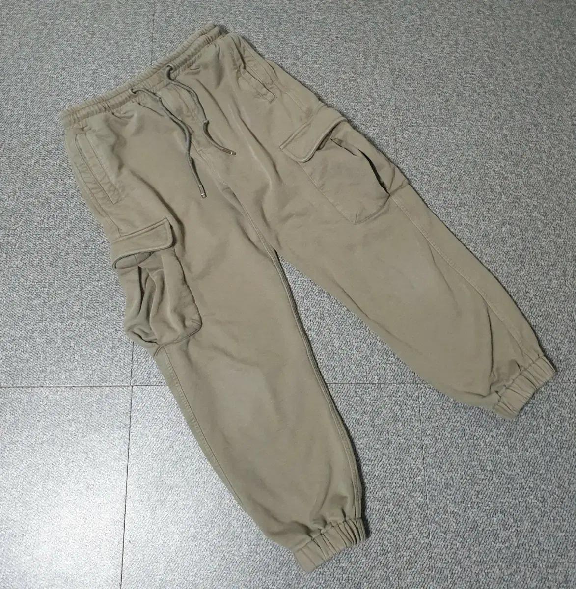 송지오 지제로 카고팬츠 트레이닝바지 판매합니다