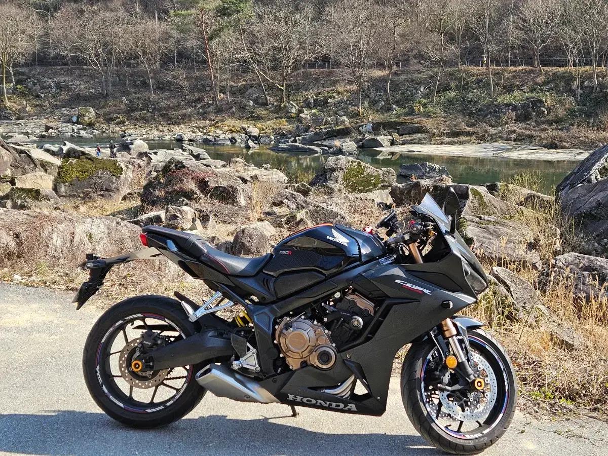 cbr650r 22년식 2.4만키로 판매