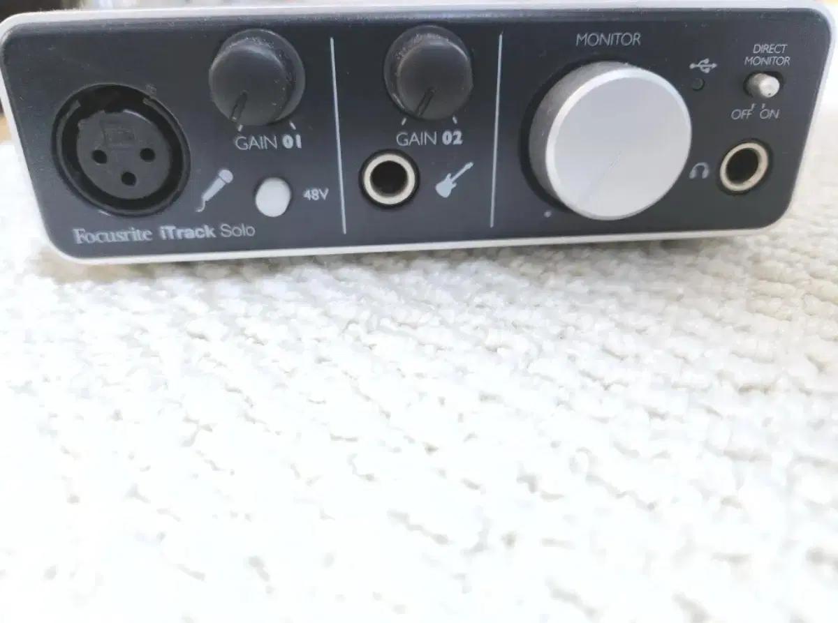Focusrite iTrack Solo 오디오 인터페이스