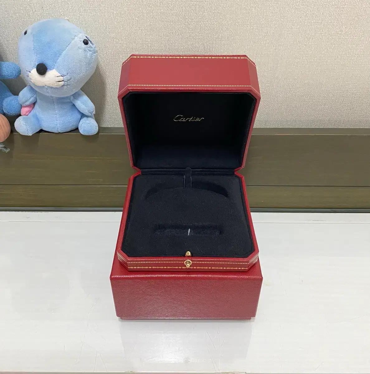 까르띠에 러브 팔찌케이스