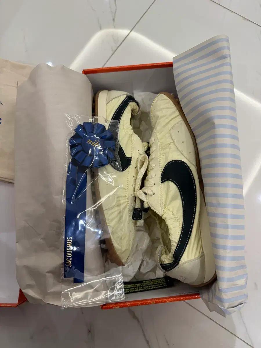 자크뮈스 Nike x Jacquemus Moon Shoe 45