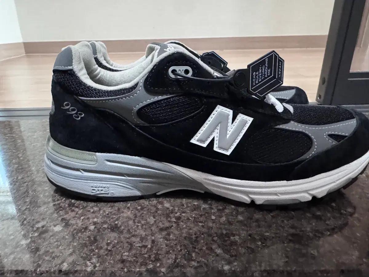 뉴발란스 993 블랙 275 텍달린 새상품