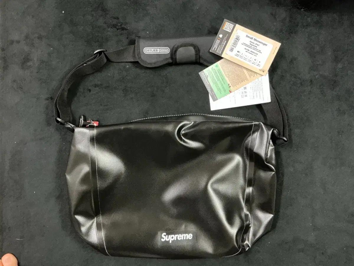 슈프림 x 오르트립 스몰 메신저백, Supreme x ortlieb