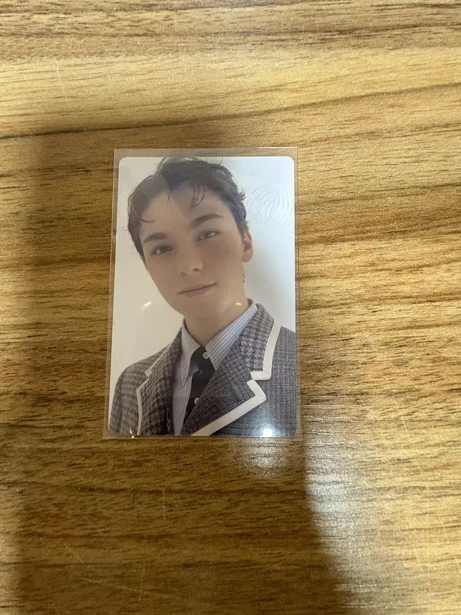 17 IS RIGHT HERE HERE Ver 버논 포카