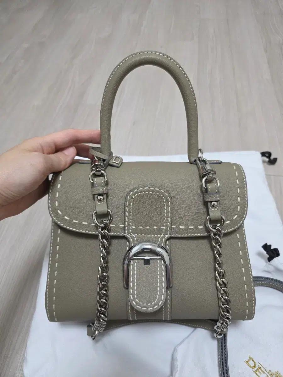 델보 브리앙 MM
