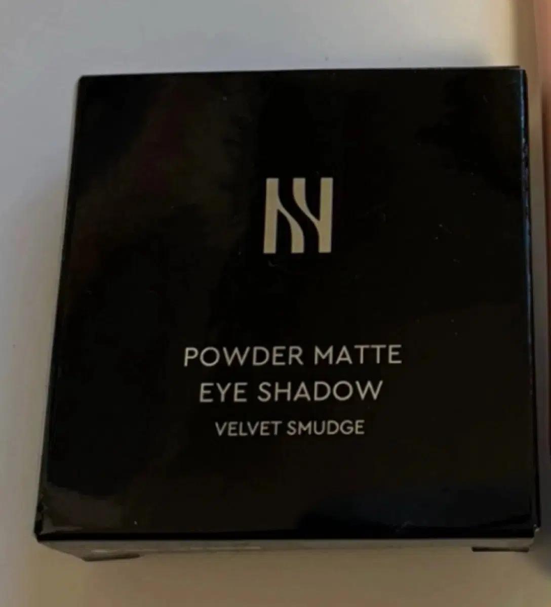 [새상품] 헤라 파우더 매트 아이섀도우 01 ROSY SUEDE