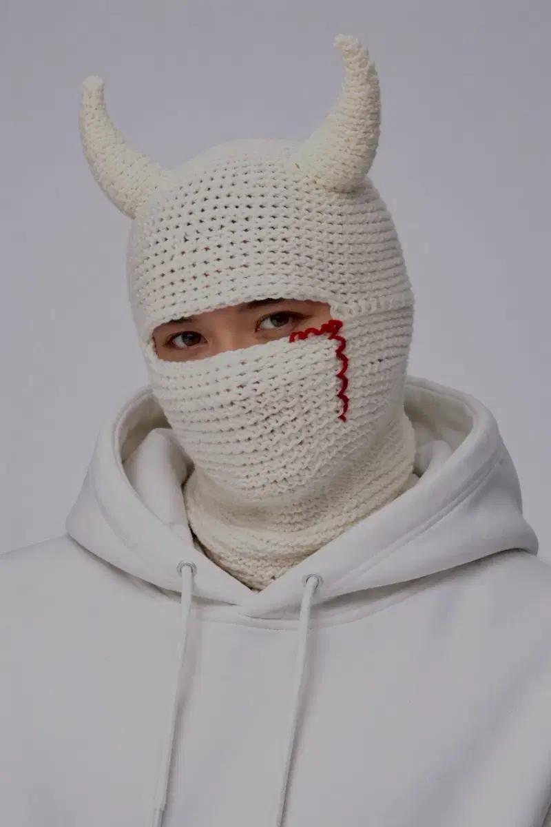 Ski mask ivory