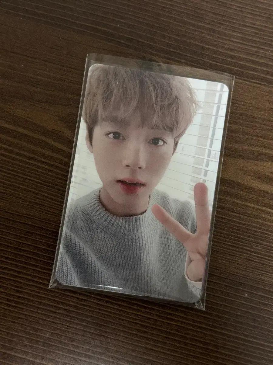 박지훈 메이 1기 포카 일괄 판매합니다.