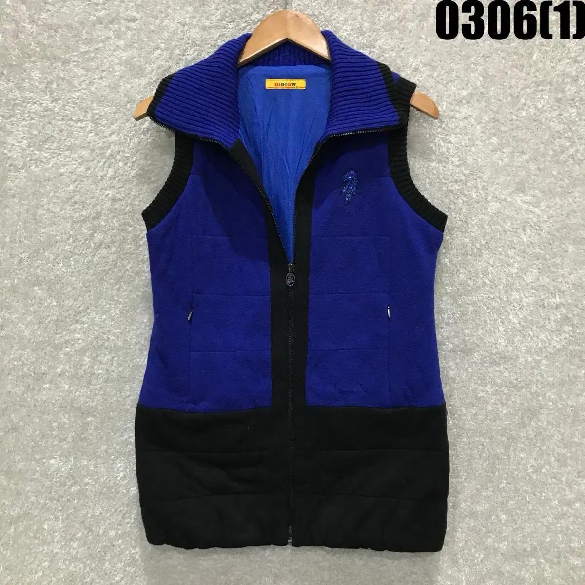 MACAW 블루 블랙 배색 니트 조끼 m