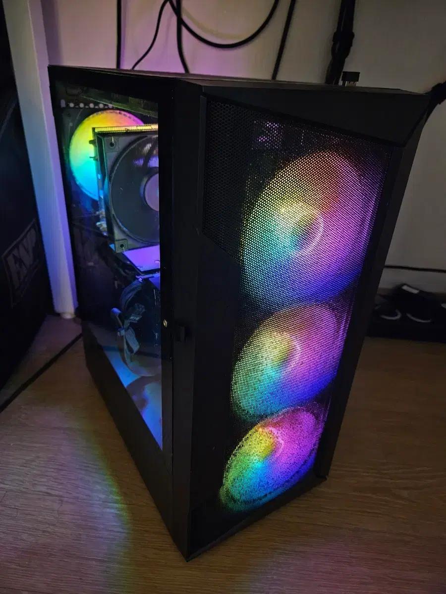 라이젠5 7500F, 4060 Ti 8GB, 32GB 램 피시 팝니다.