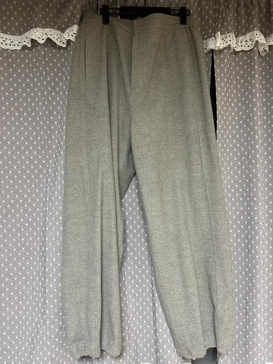 [XL] 아모멘토 25fw 울팬츠