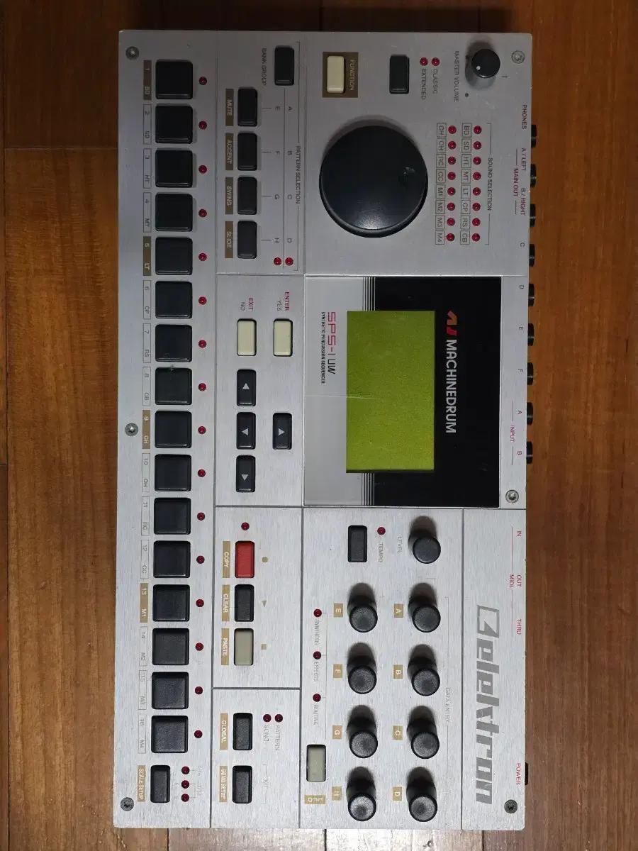 Elektron Machinedrum SPS-1UW 드럼머신