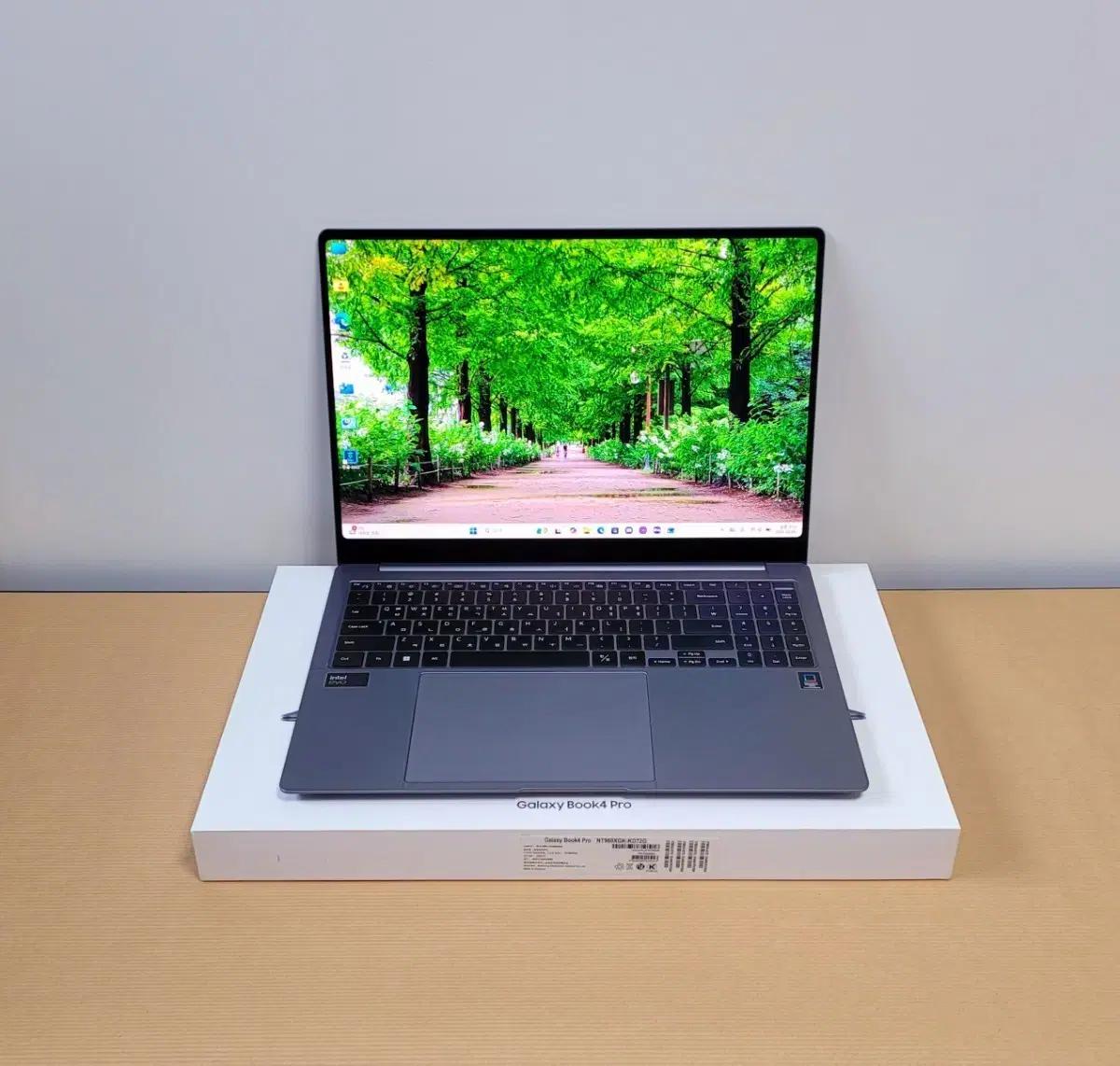 갤럭시북4 최고사양 NT960XGK 32g.1t.Ultra7급처(특A급)