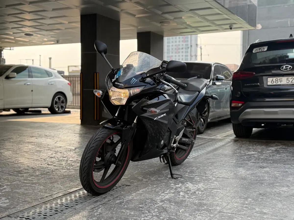혼다 CBR 125 / 2012년식 판매 합니다