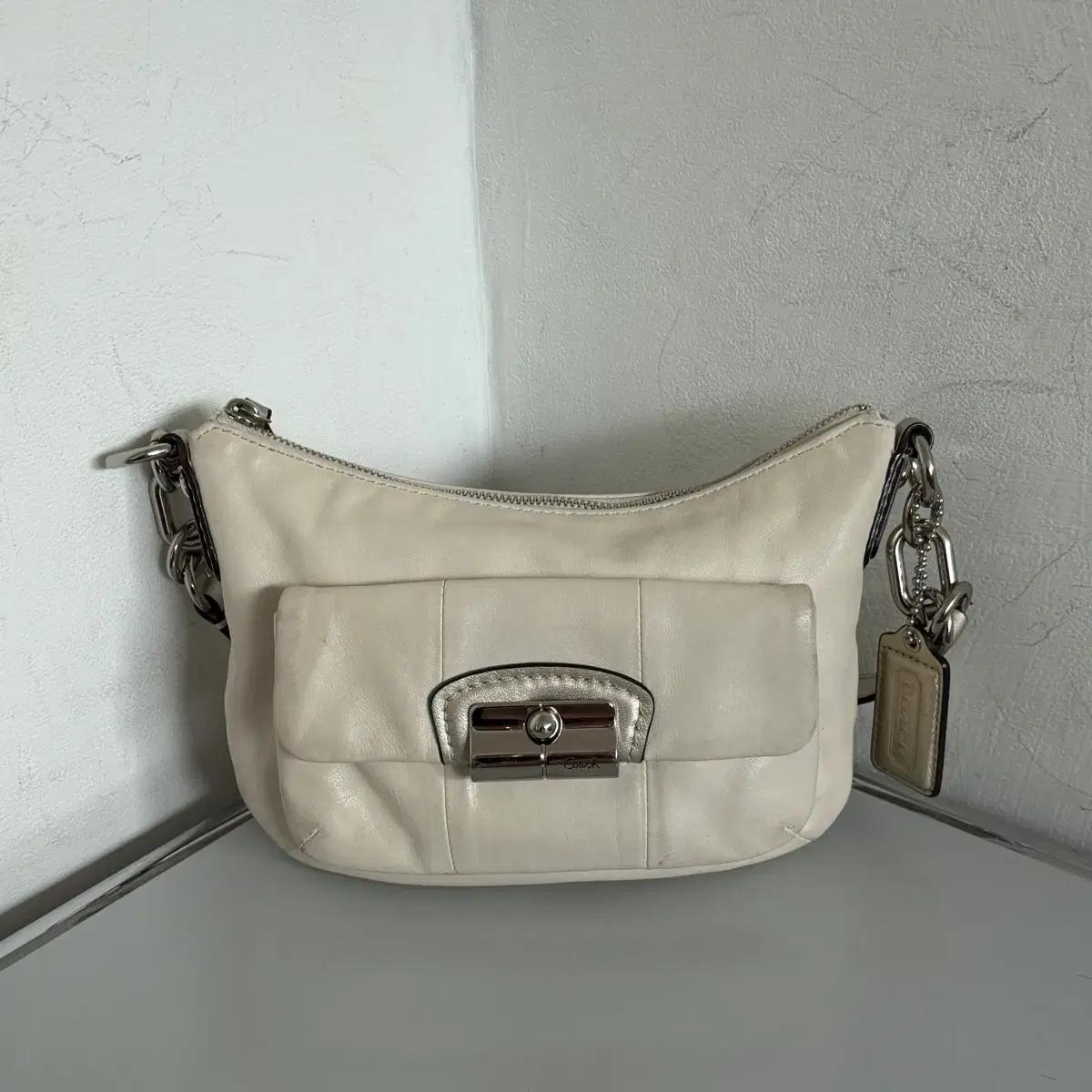 Coach 코치 크로스백