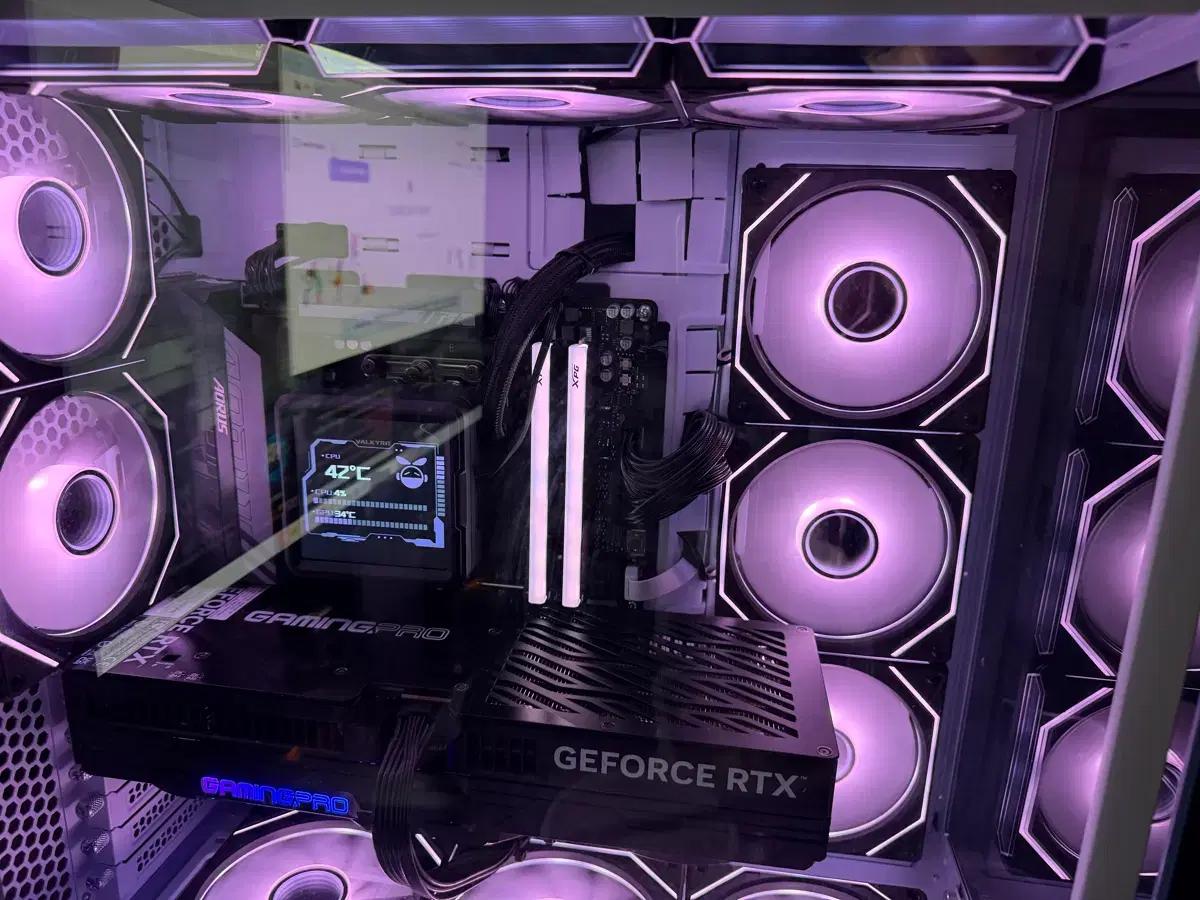 Rtx5080 게이밍컴퓨터 판매합니다