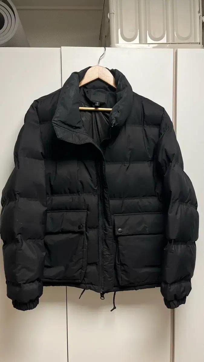 새상품 H&M 블랙 푸퍼패딩 XL  / 자라 코스 유니클로 노스 슈프림
