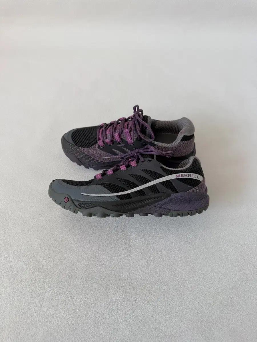 [UK4]머렐(MERRELL) 경등산 트레킹화