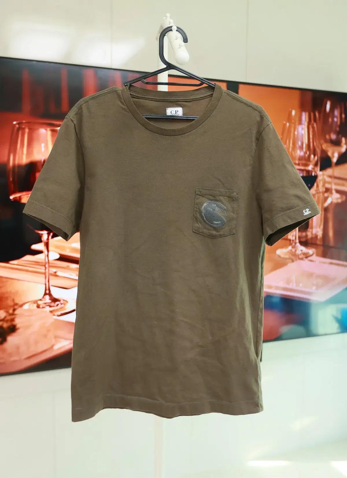 C.P Company 렌즈 포켓 티셔츠 L 공용