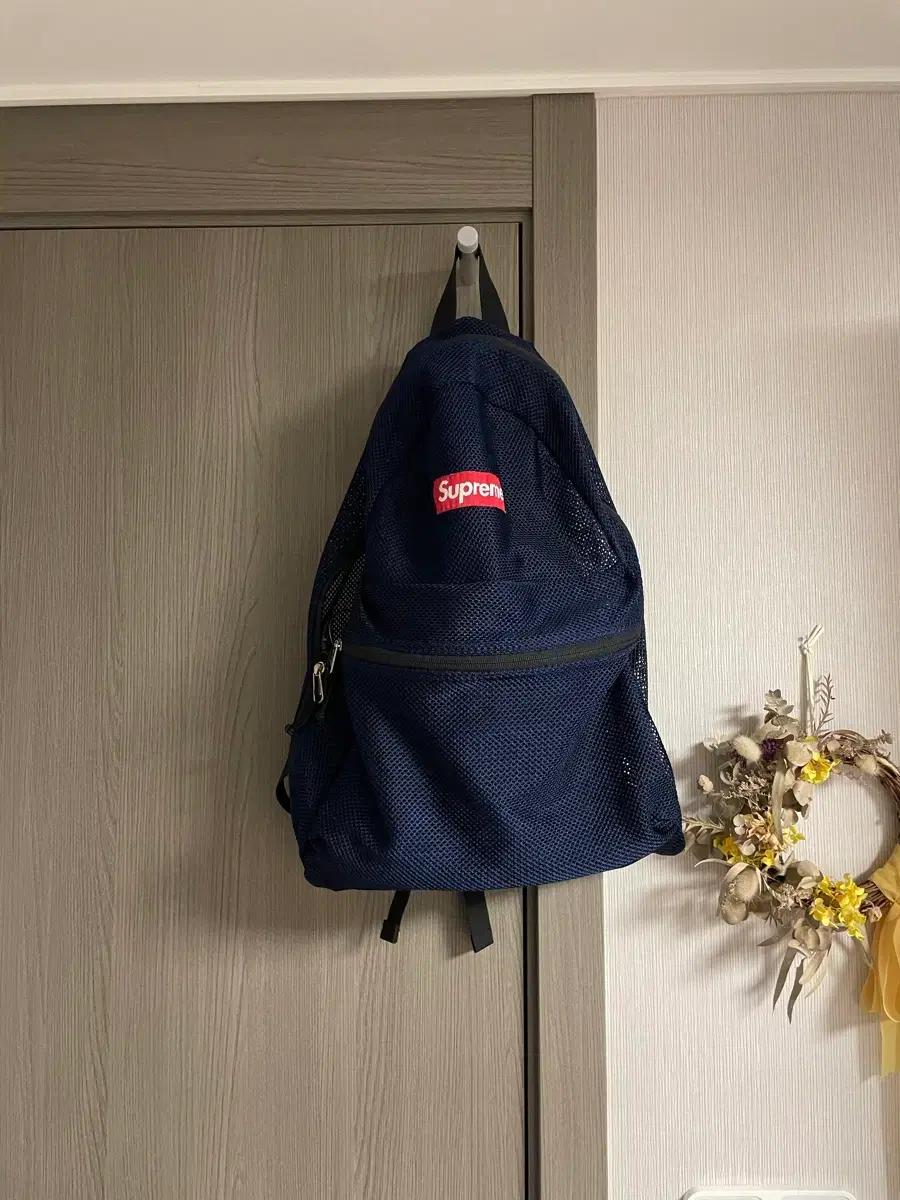 슈프림 supreme 16ss 네이비 메쉬 백팩 판매합니다.