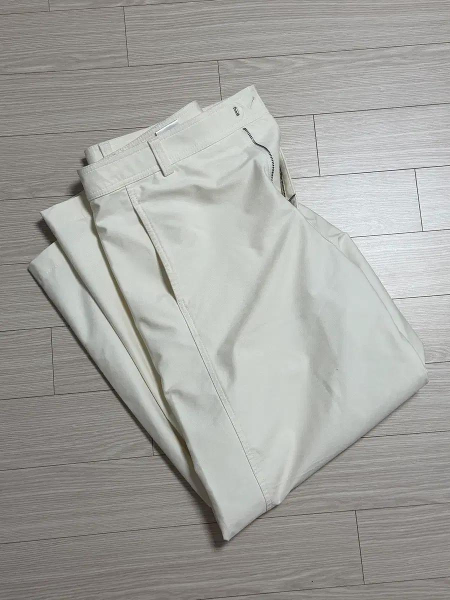 유니클로 저지배럴레그팬츠 오프화이트 (다리길이 72cm)