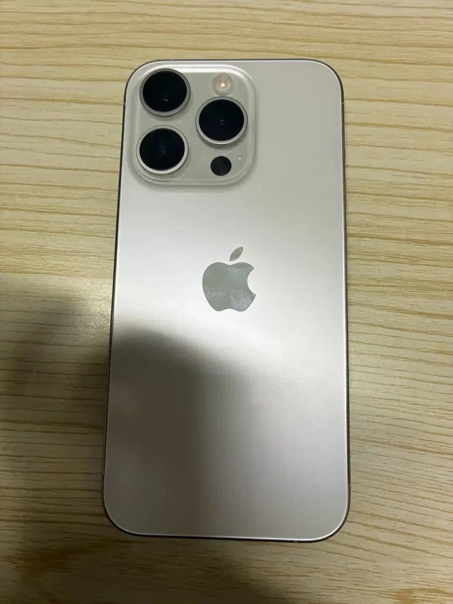 (오늘만 급처) 아이폰 15프로 512GB 화이트티타늄