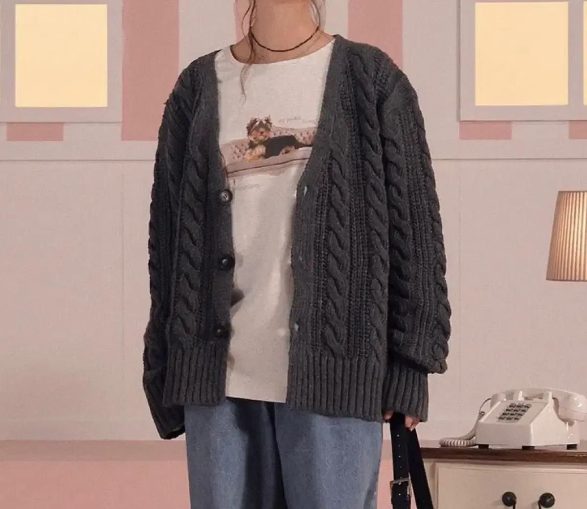 쓰리타임즈 베이비부가디건 차콜 판매해요