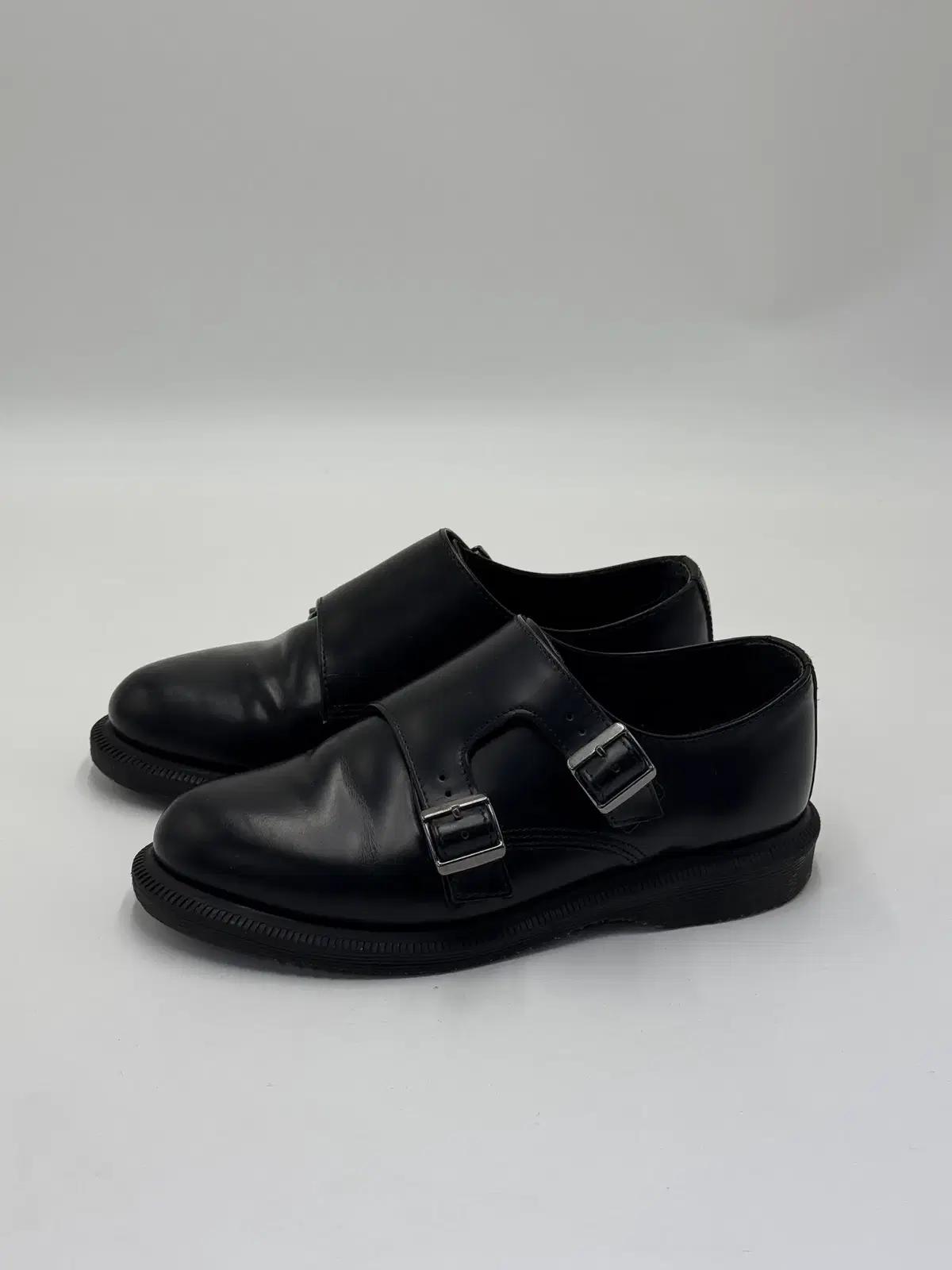 220 닥터마틴 Dr. Martens 판도라