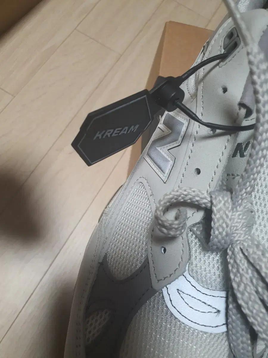 뉴발란스 991  화이트 M991FLB 270