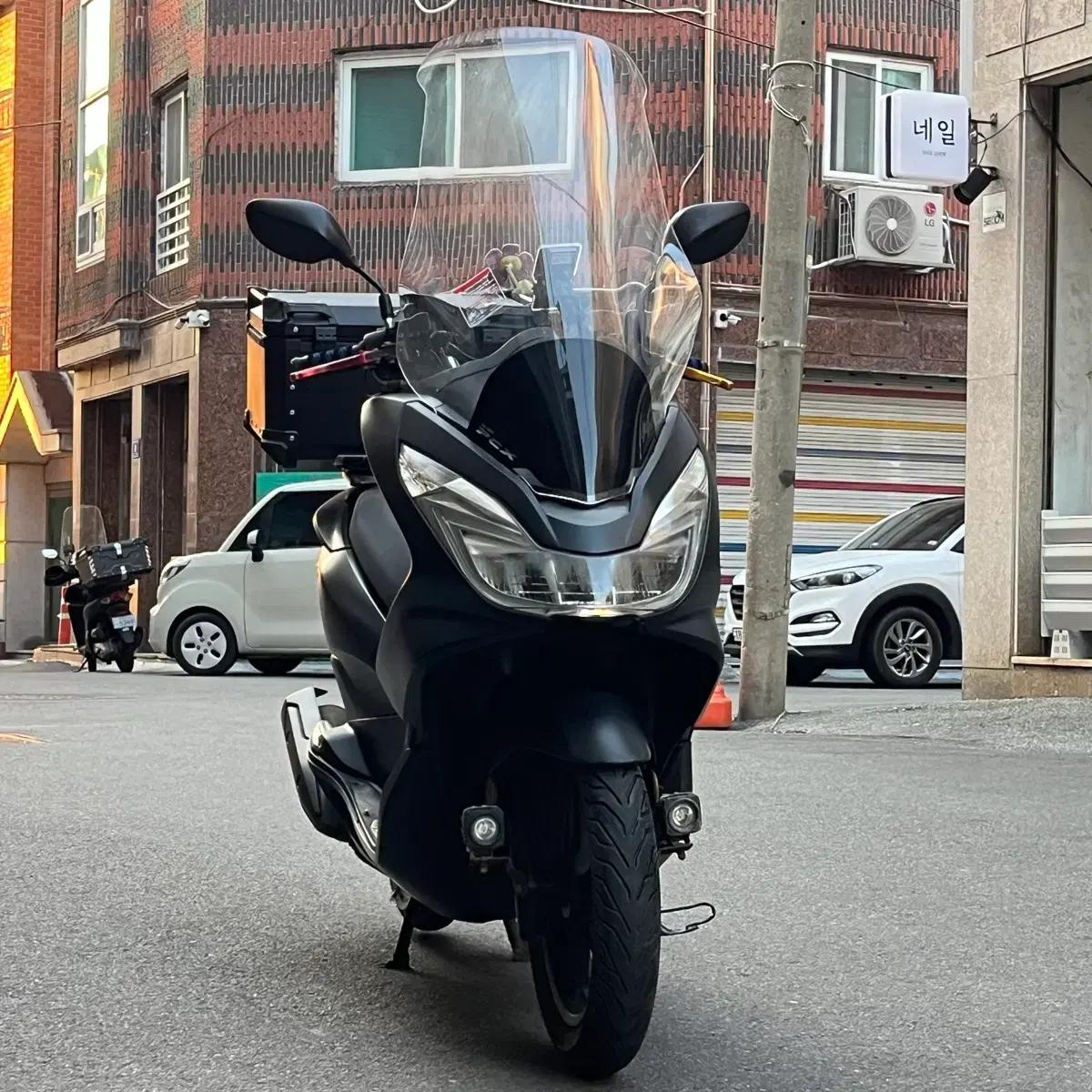 2016년식 PCX125 혼다 출퇴근용 멧블랙 99만원