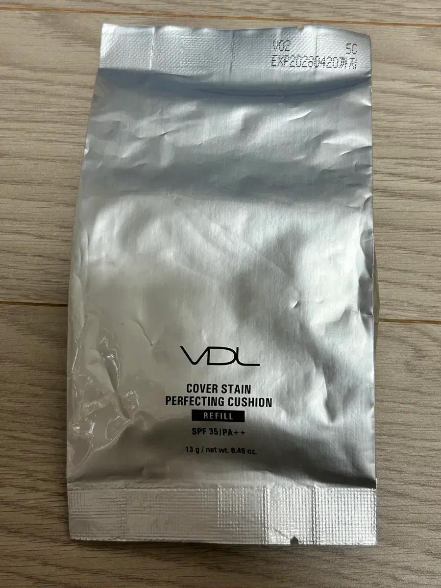 VDL 커버 스테인 퍼펙팅 쿠션 리필 V02