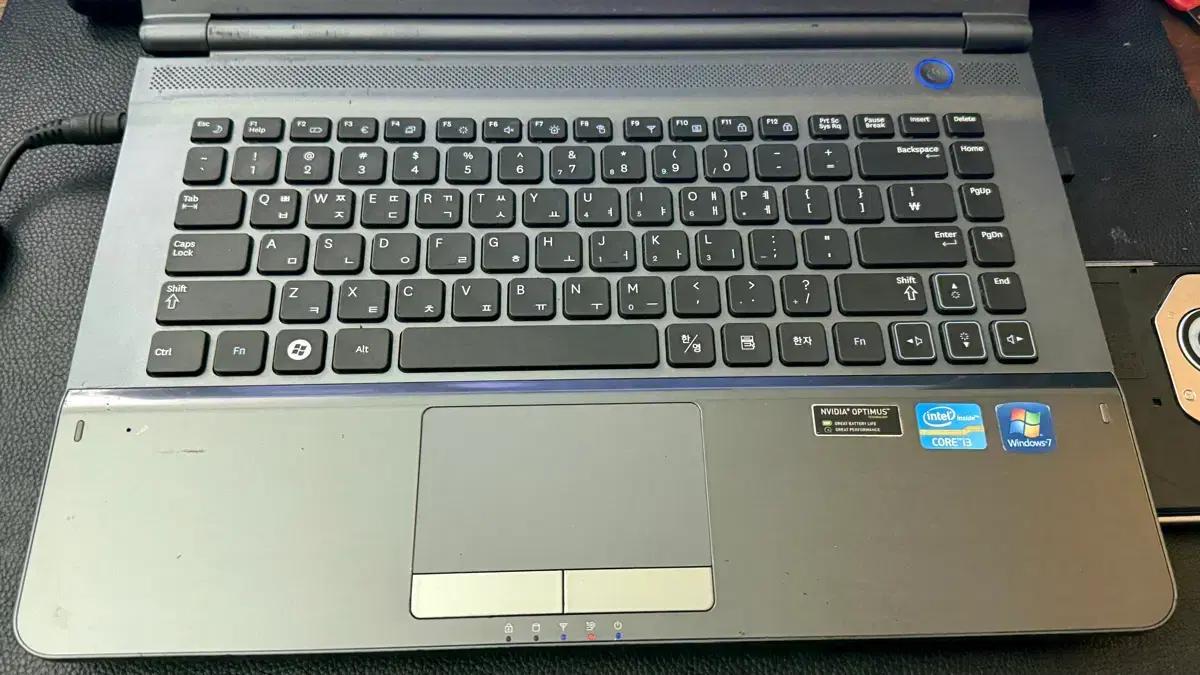 삼성 센스 RC420 노트북
