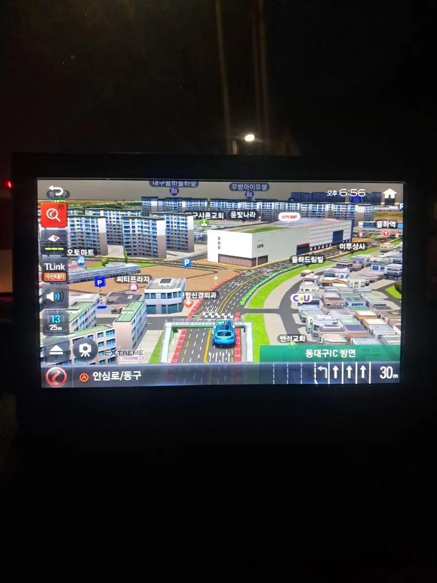 아이나비 M300. 네비게이션. 8인치대화면, 3D지도