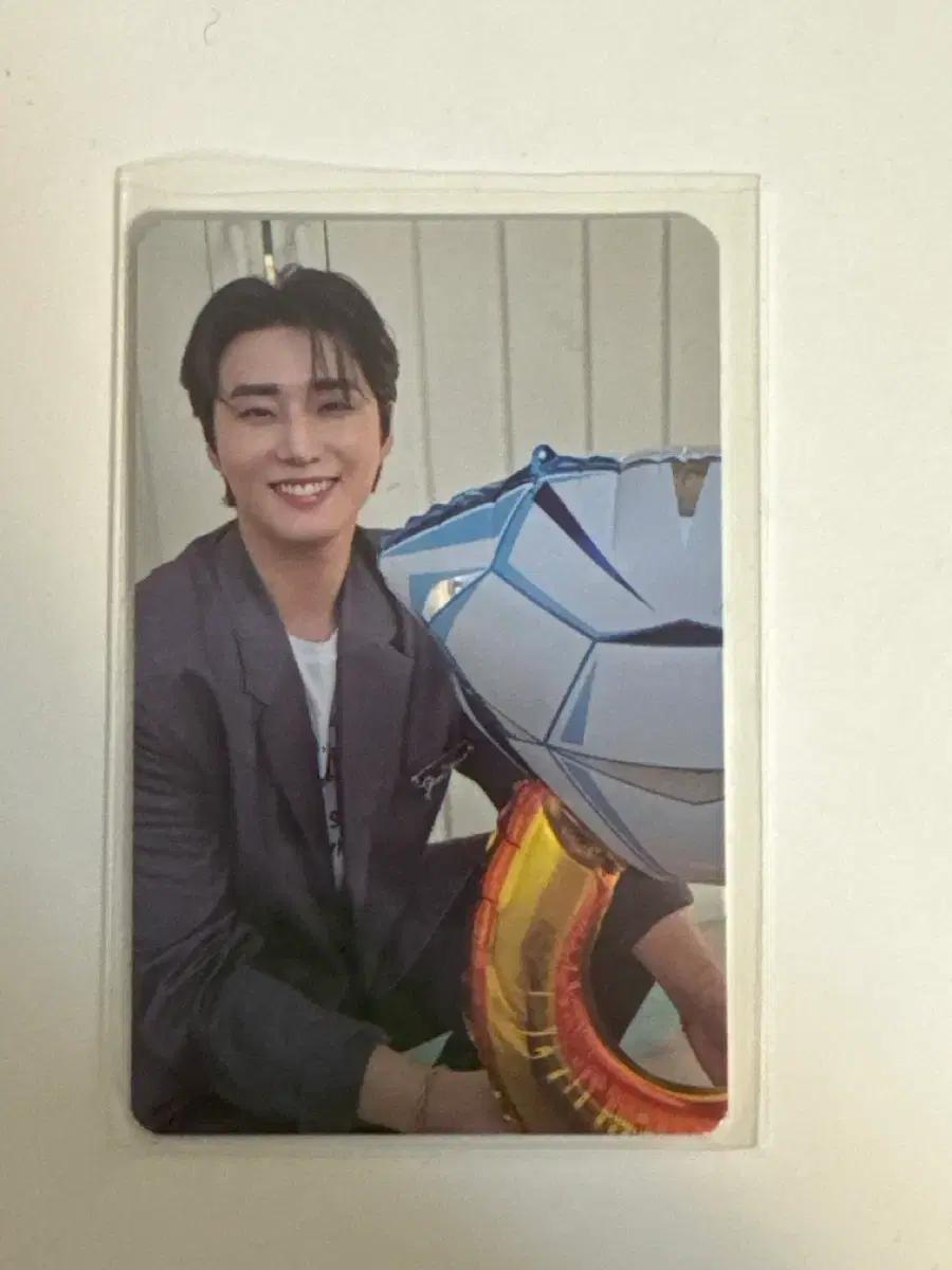 데이식스 영케이 고양콘 반지 포카