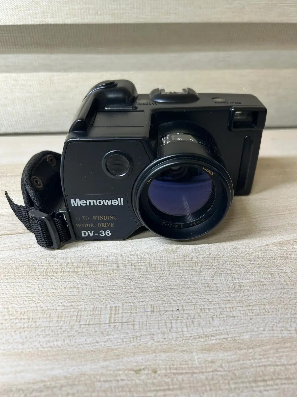 미국산 MEMOWELL 카메라