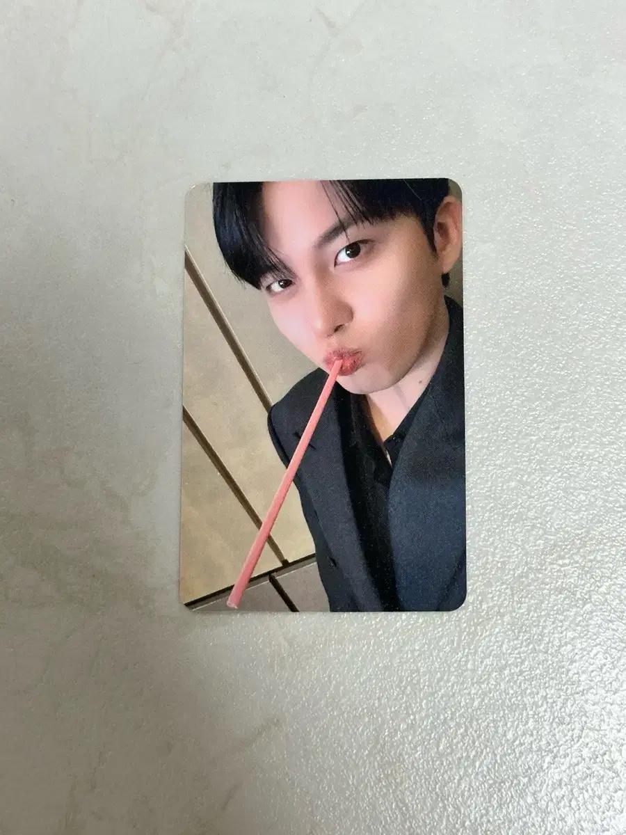 에이티즈 종호 빨대 특전 양도