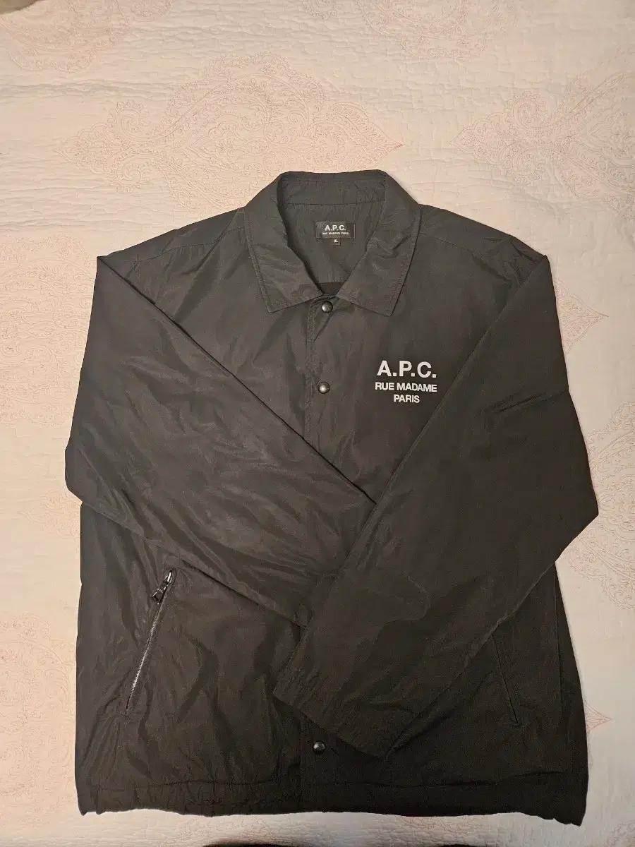 APC 한국 한정판 플리스 코치 자켓 XL 사이즈 판매합니다(최종가)