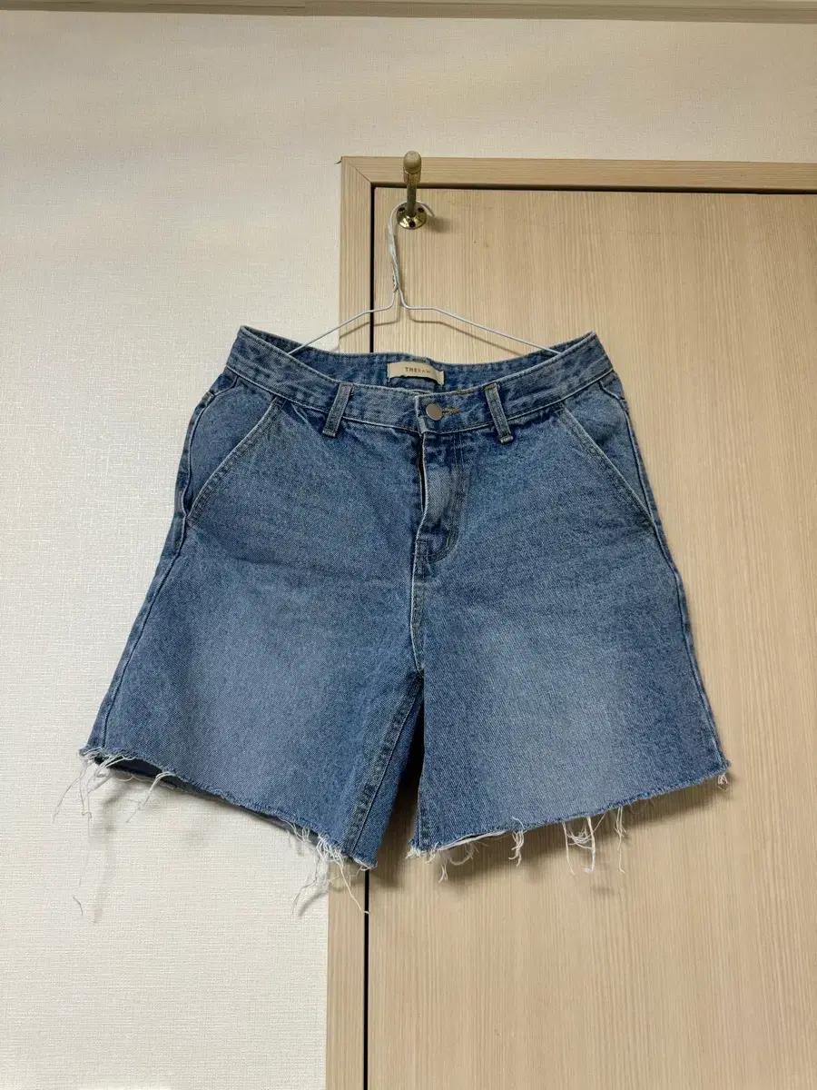 더로우 청반바지 (여성 바지)