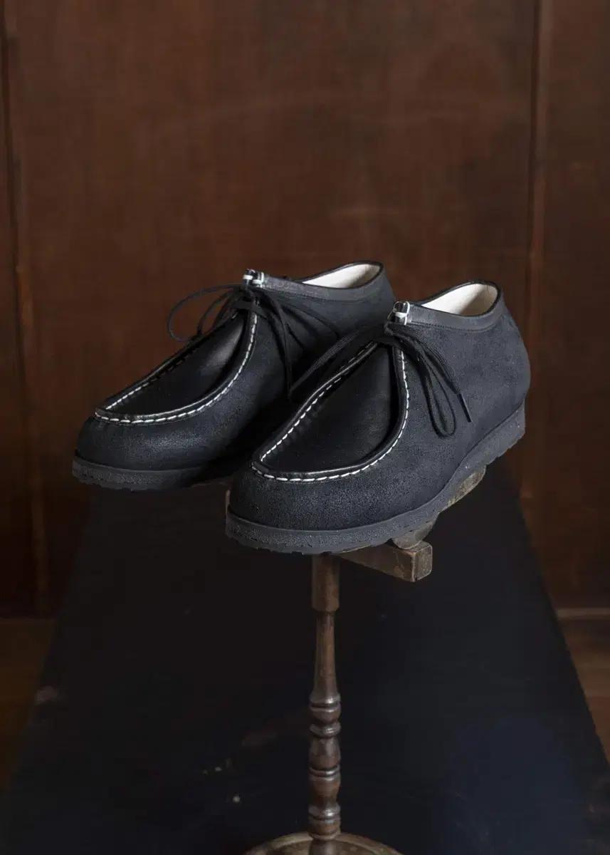 [41]페트로솔라움 Tyrolean Horse Leather
