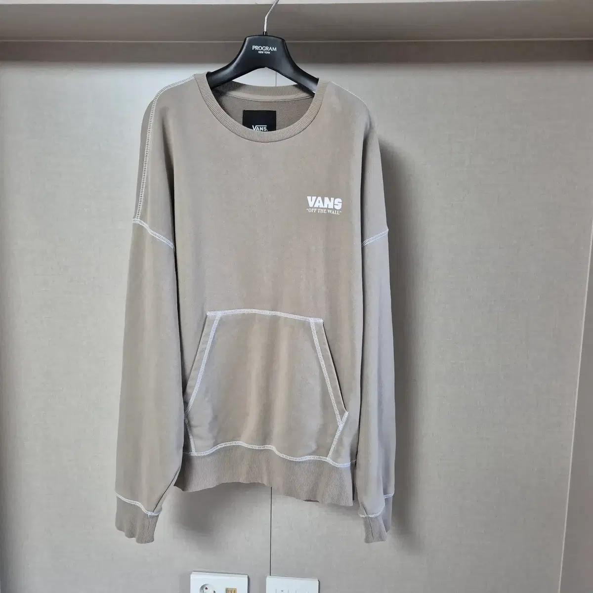 M) 반스(Vans) 남성 로고 프린트 크루넥 스웨트셔츠