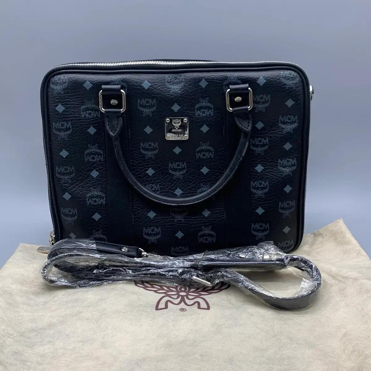 257000937 엠씨엠 MCM 비세토스 서류가방 블랙