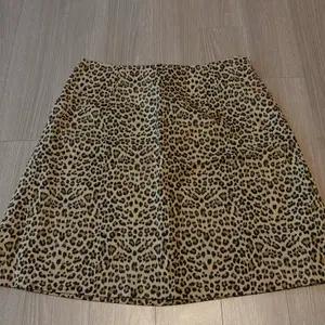 [새상품] 블랙업 레오파드 스커트 호피스커트