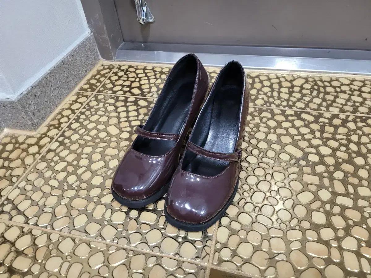 학생 로퍼구두
