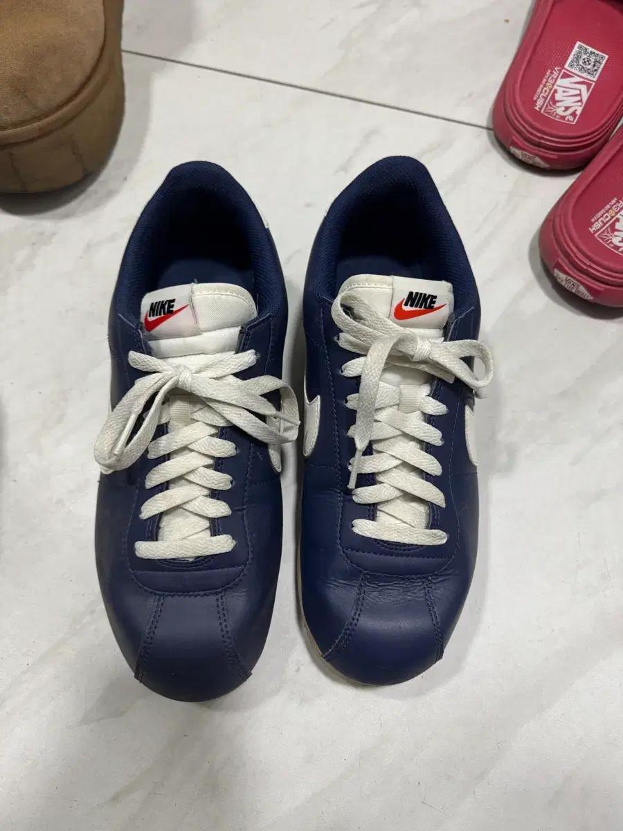 나이키 코르테즈 네이비 270