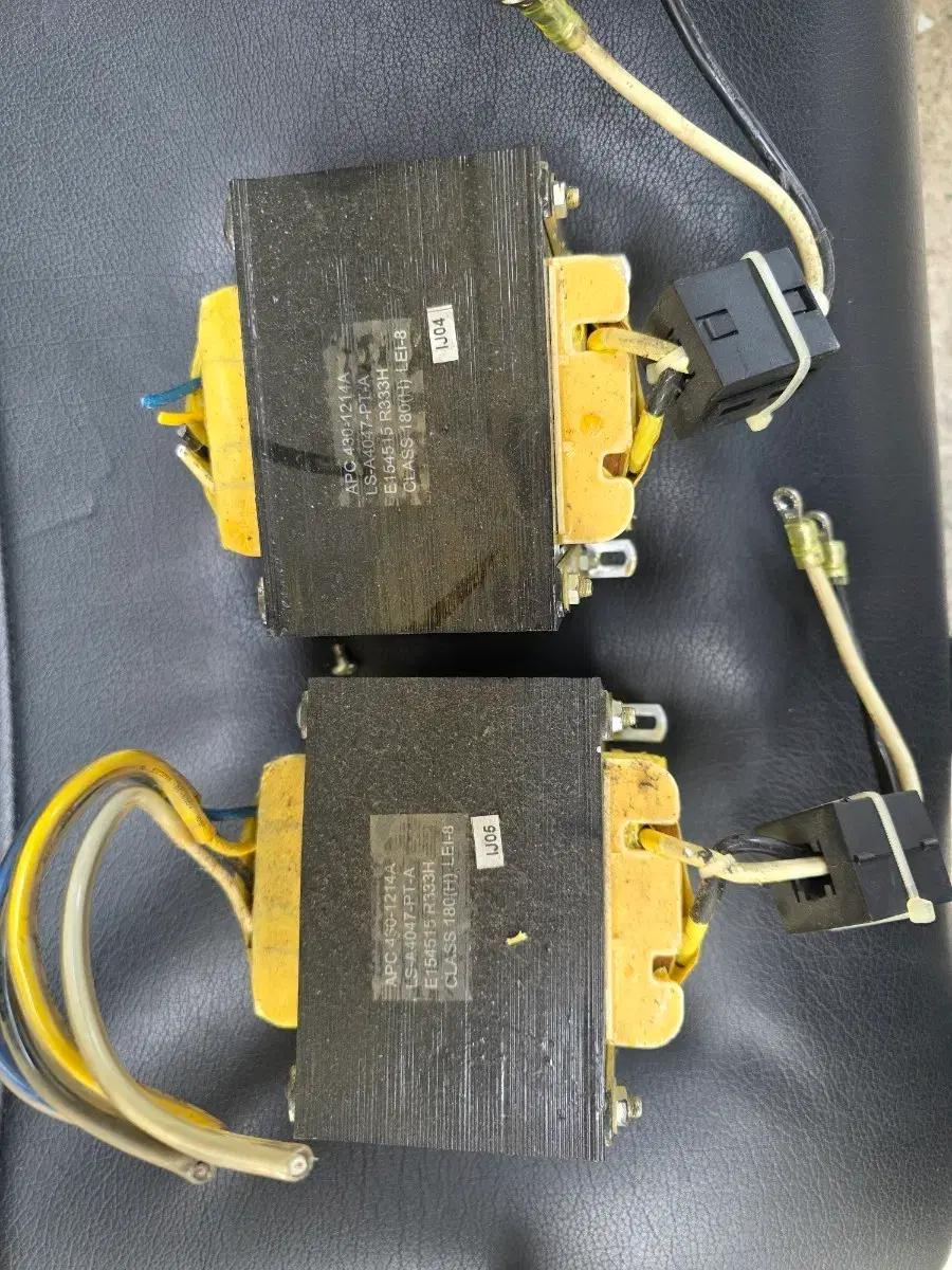APC 430-1214A 트랜스 2개
