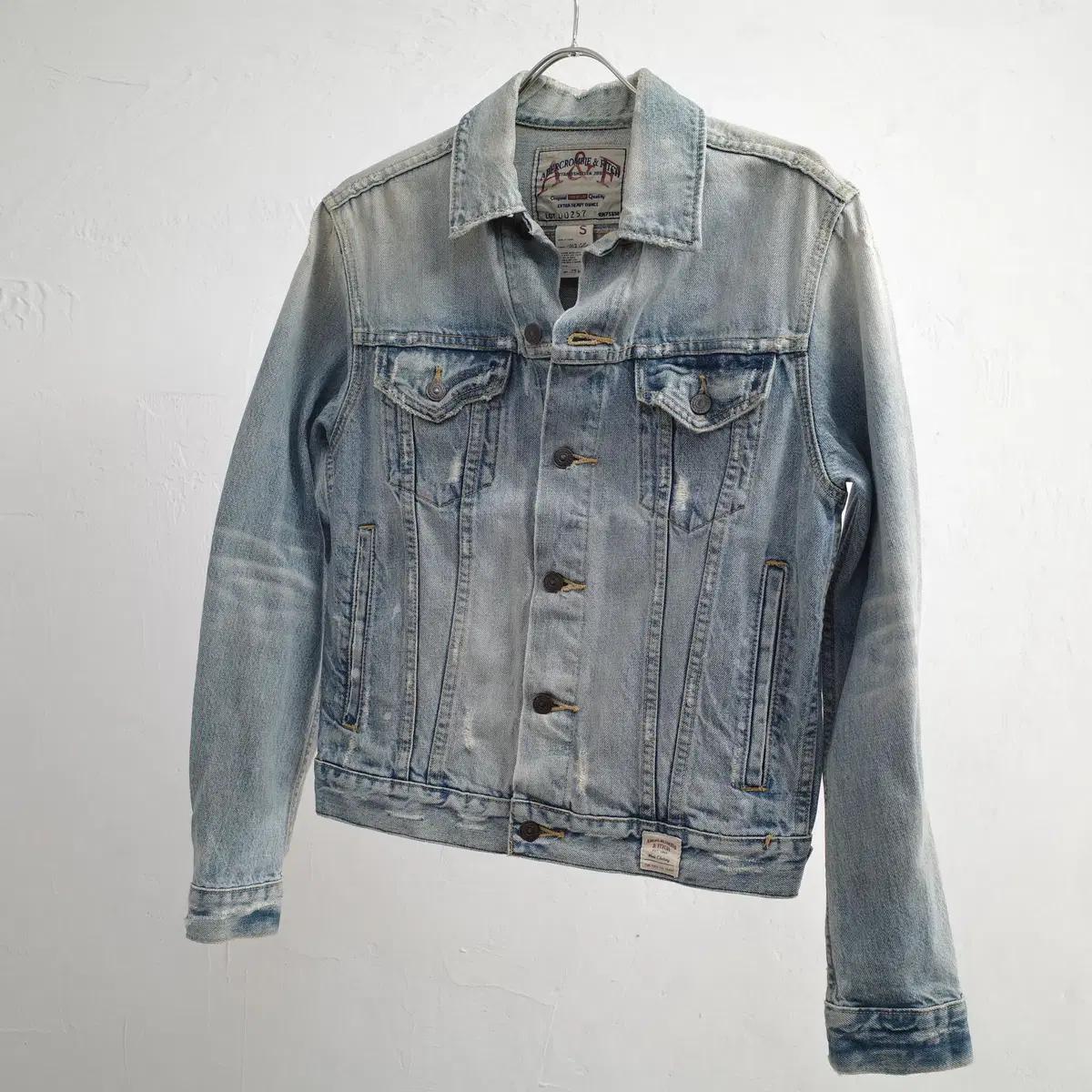 abercrombie & fitch