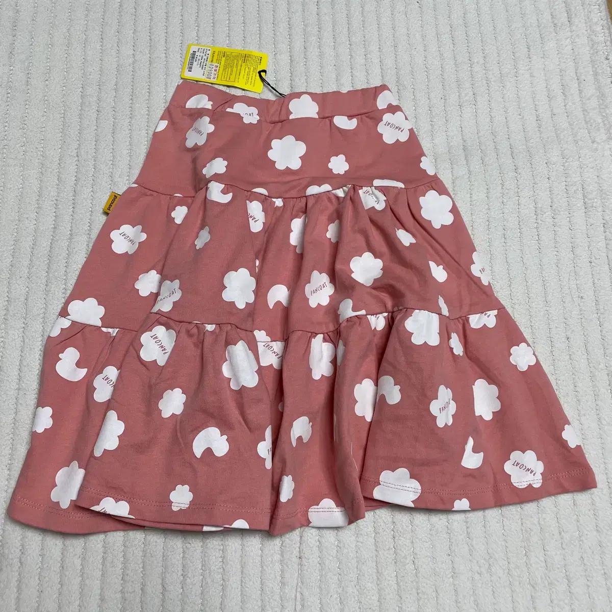 새상품 팬콧치마 110