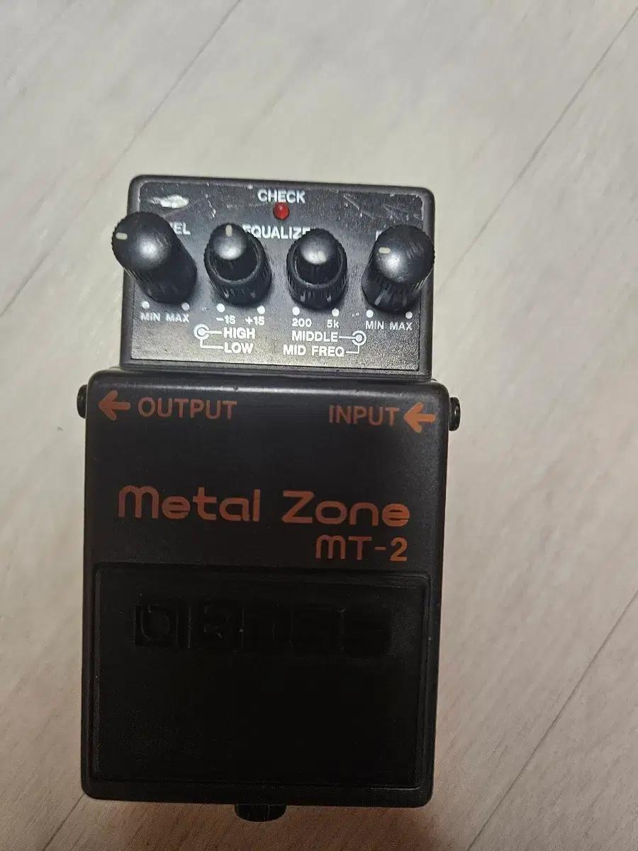 boss metalzone 팝니다