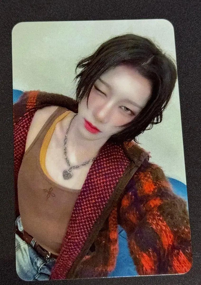 엑스러브 (XLOV) 루이 미공포 포카