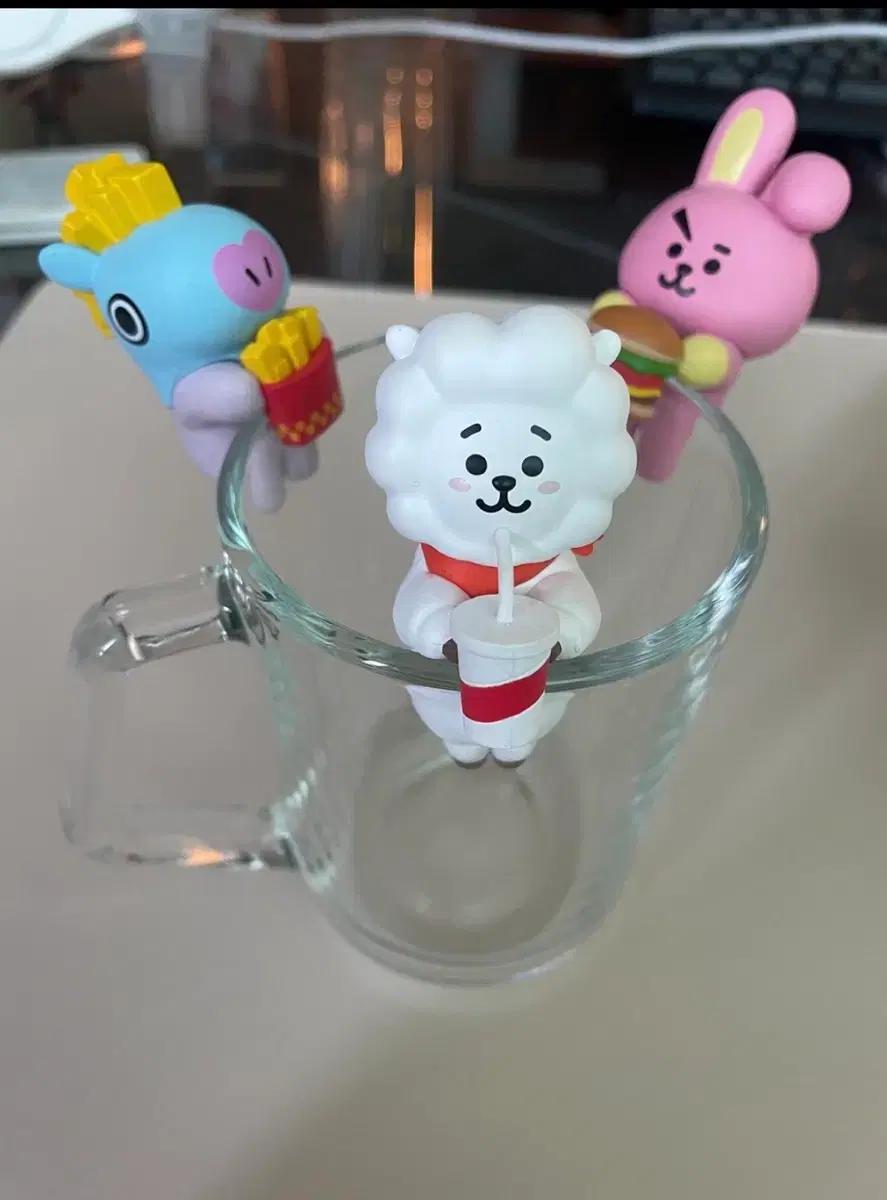 BTS 방탄 BT21 바이트컵 피규어 미니피규어
